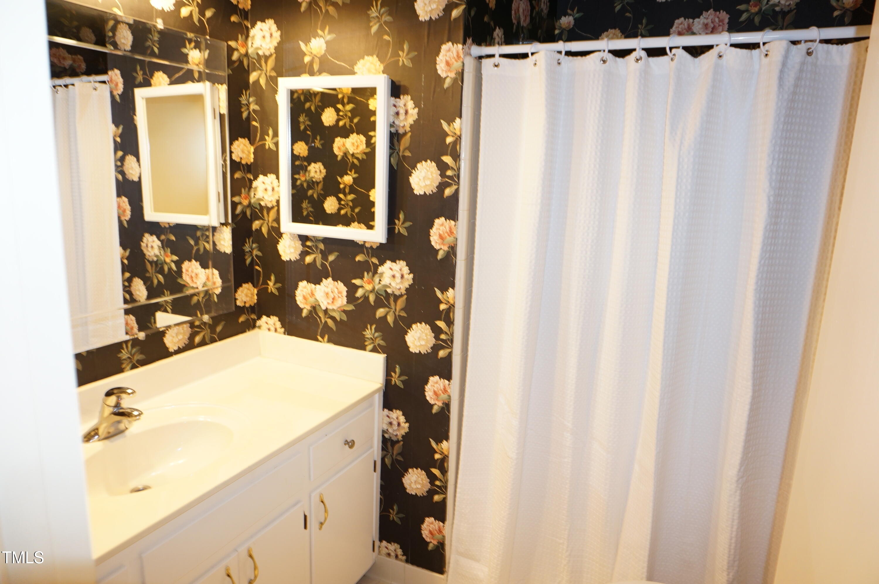 5809 Branchwood Road Raleigh, NC 27609 - Photo 21 of 35 DSC05601