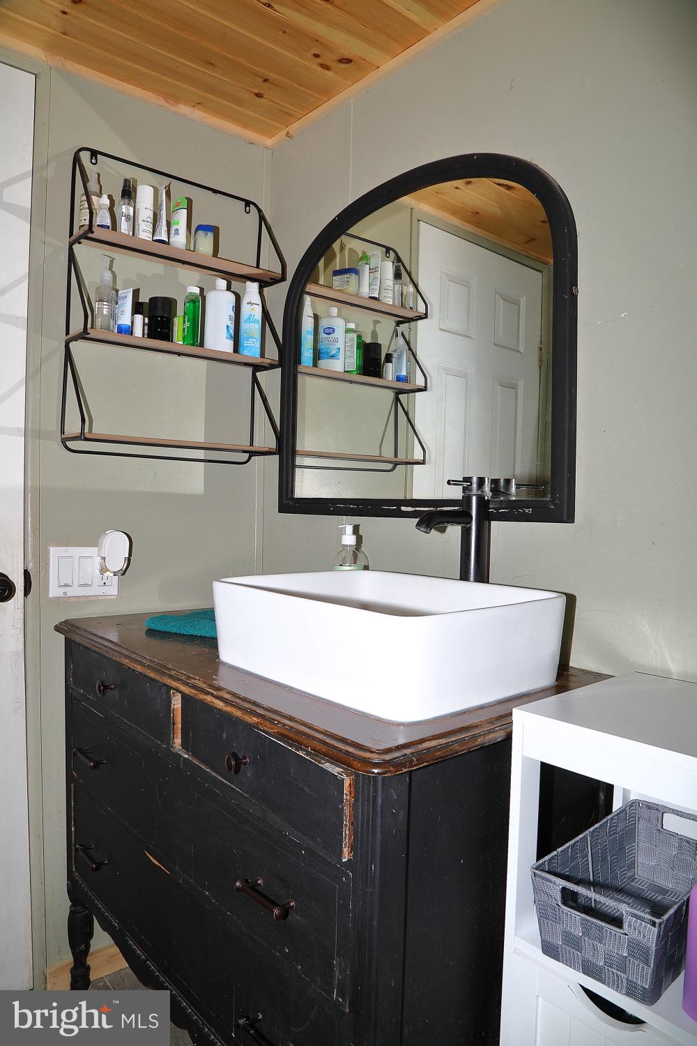 30 Conrad Lane Lititz, PA 17543 - Photo 12 of 28 Common Bath