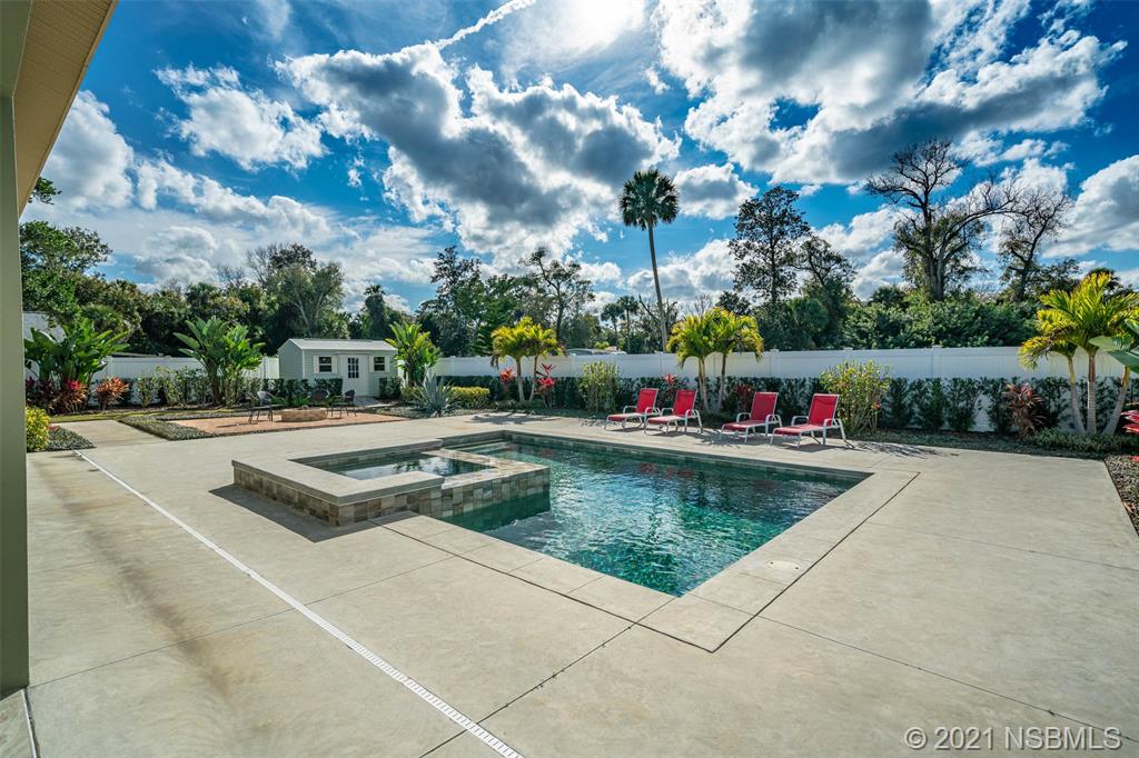 914 South Riverside Drive Edgewater, FL 32132 - Photo 12 of 49 Gallery Image 12