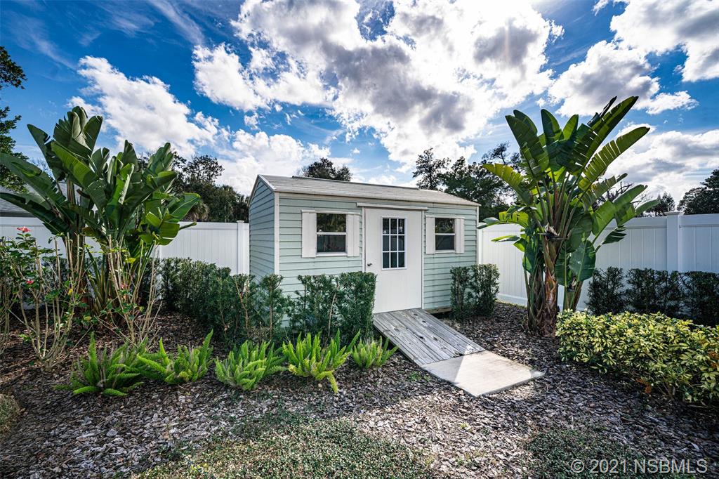 914 South Riverside Drive Edgewater, FL 32132 - Photo 15 of 49 Gallery Image 15