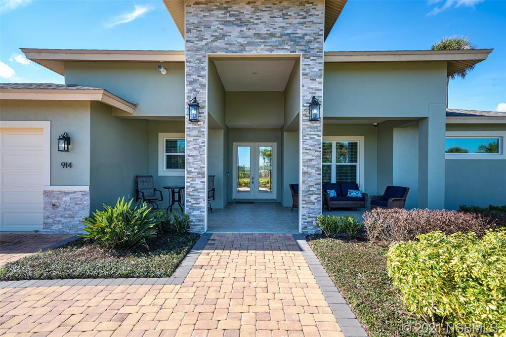 914 South Riverside Drive Edgewater, FL 32132 - Photo 3 of 49 Gallery Image 3