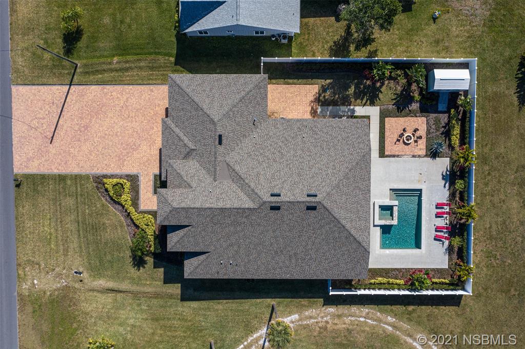 914 South Riverside Drive Edgewater, FL 32132 - Photo 4 of 49 Gallery Image 4
