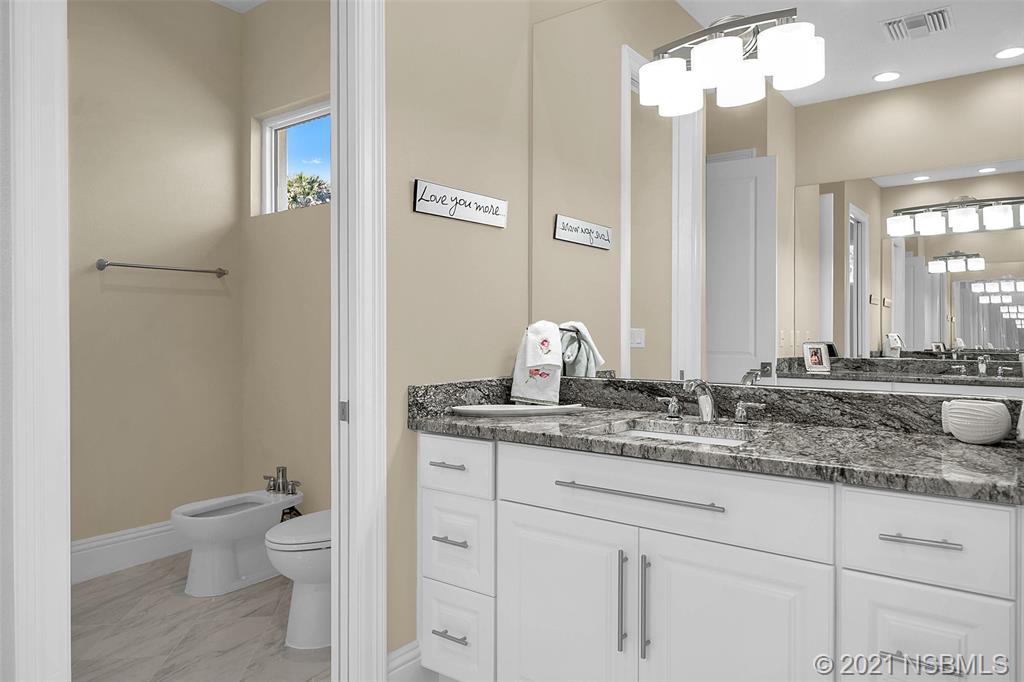 914 South Riverside Drive Edgewater, FL 32132 - Photo 31 of 49 Gallery Image 31