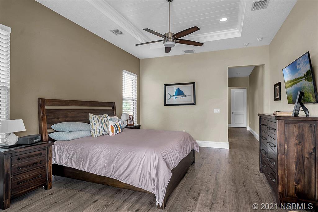 914 South Riverside Drive Edgewater, FL 32132 - Photo 38 of 49 Gallery Image 38