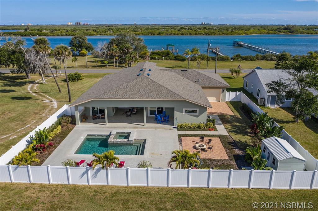914 South Riverside Drive Edgewater, FL 32132 - Photo 8 of 49 Gallery Image 8