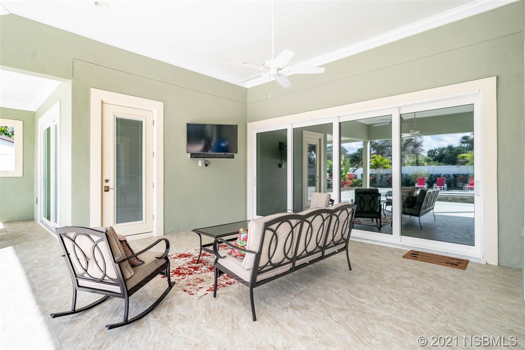 914 South Riverside Drive Edgewater, FL 32132 - Photo 10 of 49 Gallery Image 10