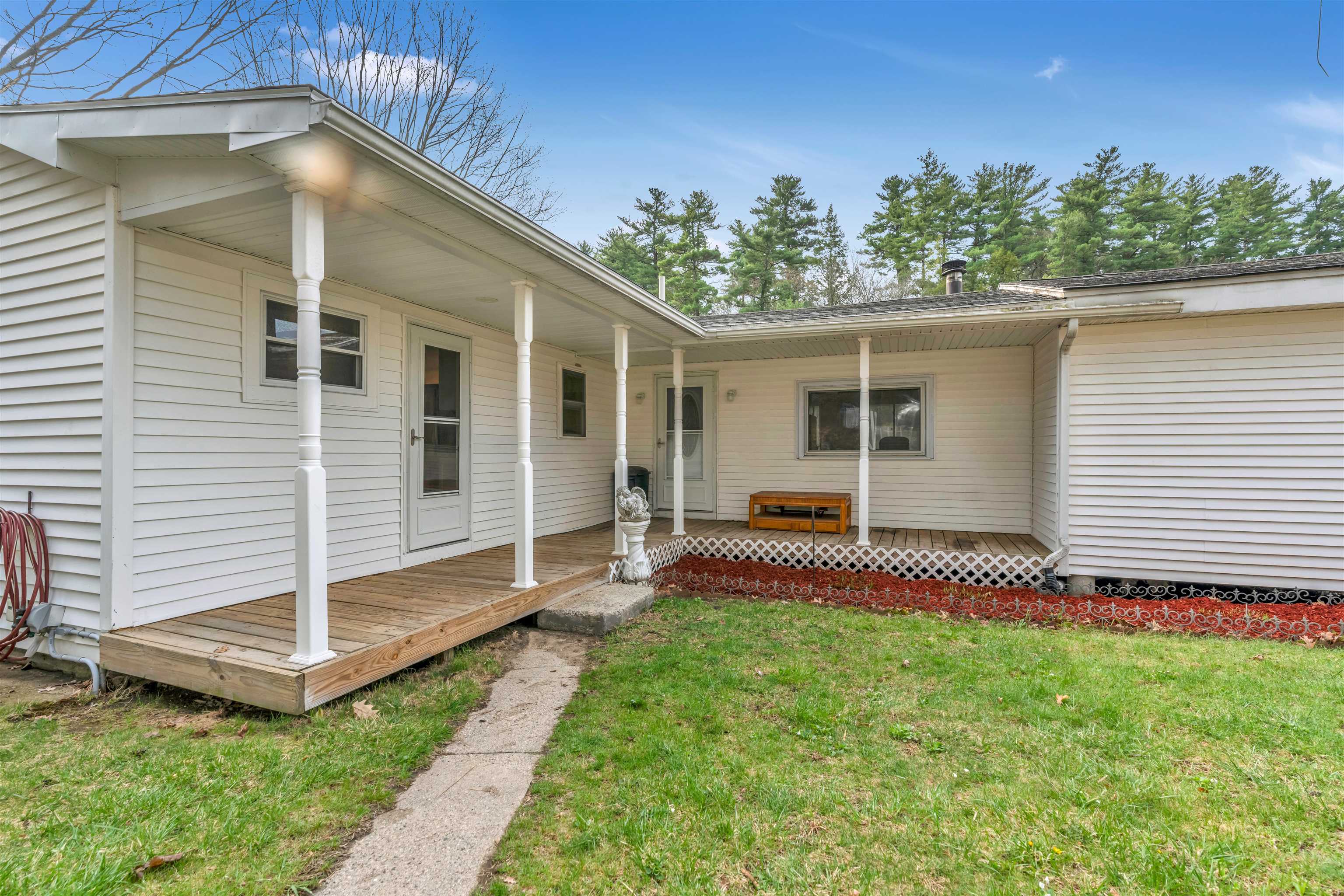 27 Pond Drive Manchester, NH 03103 - Photo 1 of 18