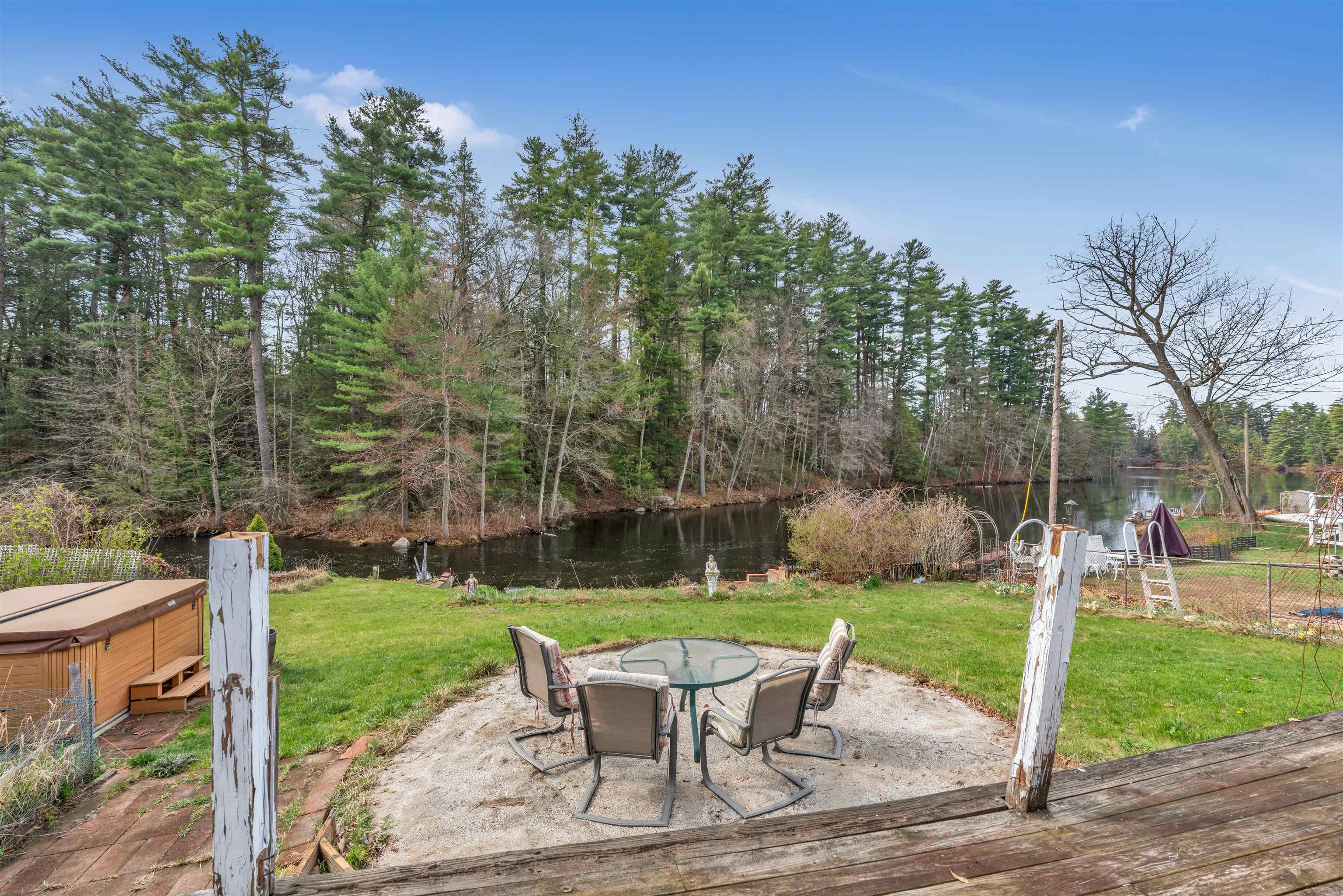 27 Pond Drive Manchester, NH 03103 - Photo 16 of 18