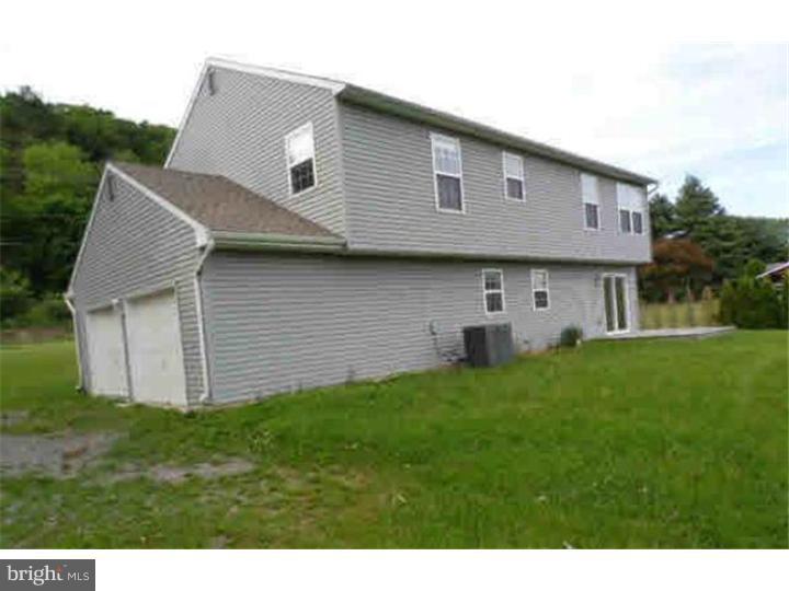 856 Lizard Creek Road Andreas, PA 18211 - Photo 2 of 12 Exterior Back