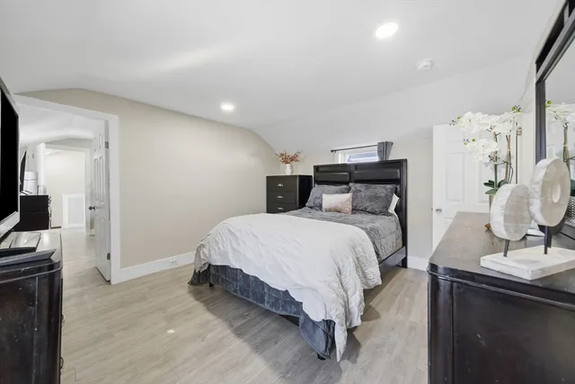 $527,500 | 46 Pelham Street, Methuen, MA 01844