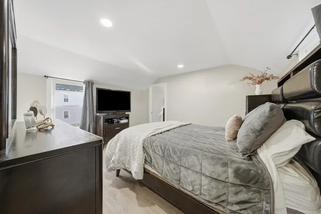 $527,500 | 46 Pelham Street, Methuen, MA 01844