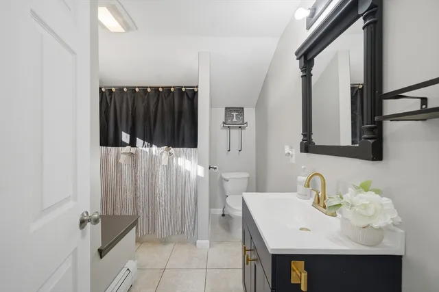 $527,500 | 46 Pelham Street, Methuen, MA 01844