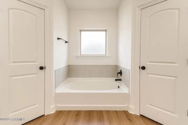 $285,000 | 98 Margaret Lucia Drive, Maurice, LA 70555