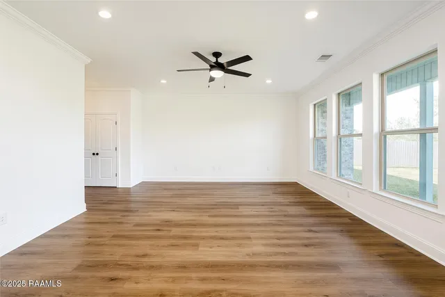 $285,000 | 98 Margaret Lucia Drive, Maurice, LA 70555