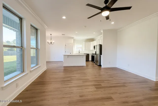 $285,000 | 98 Margaret Lucia Drive, Maurice, LA 70555