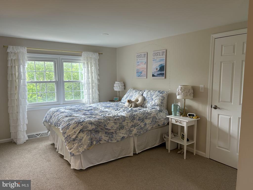 975 Wind Song Road West Chester, PA 19382 - Photo 17 of 25 2ns floor bedroom