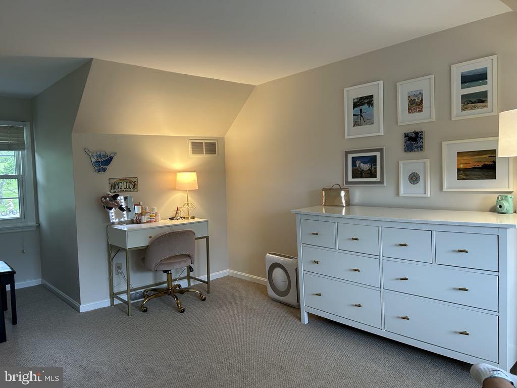 975 Wind Song Road West Chester, PA 19382 - Photo 18 of 25 2nd floor bedroom