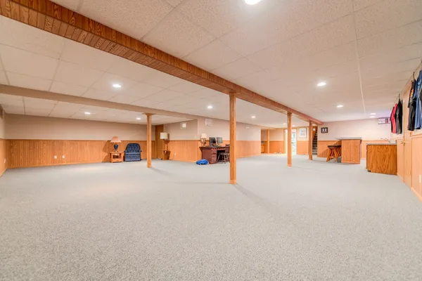 $599,000 | 18816 South Chestnut Drive, Shorewood, IL 60404