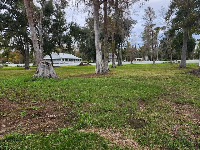 $400,000 | 16536 Highway 90, Des Allemands, LA 70030