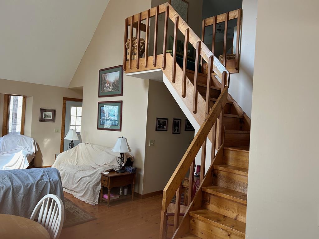39 Thomas Ridge Lane Blairsville, GA 30512 - Photo 4 of 19 a view of entryway and hall