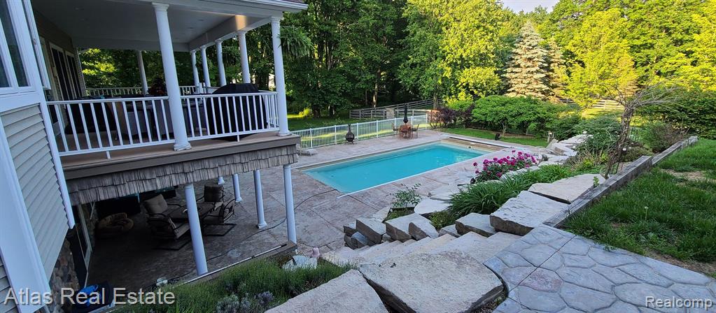 2716 Lake George Road Leonard, MI 48367 - Photo 14 of 98