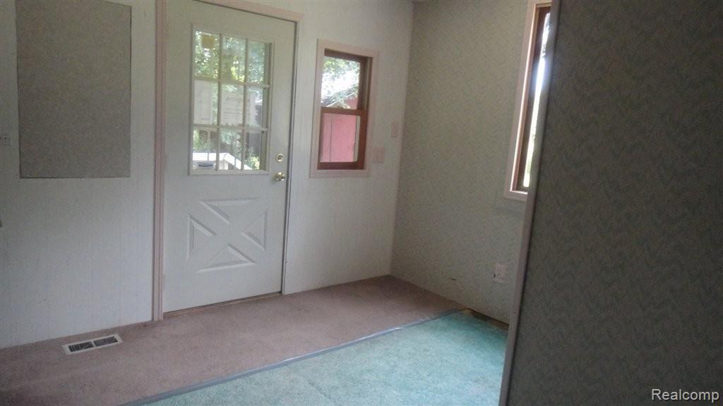7743 Lemon Road Bancroft, MI 48414 - Photo 18 of 42 DSC07070.JPG