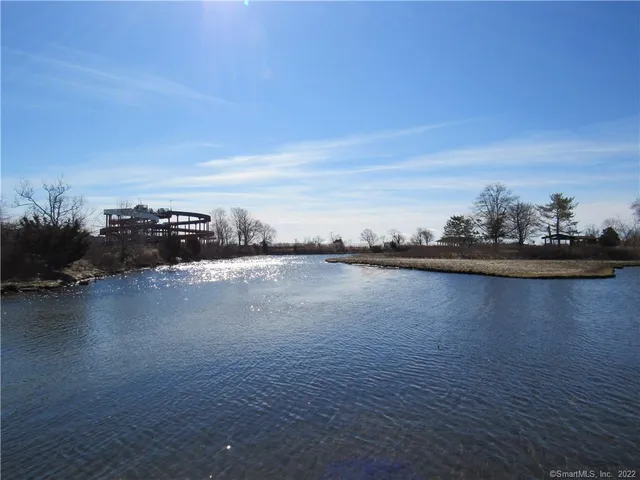 $99,000 | 4 Ridgewood Avenue, Waterford, CT 06385