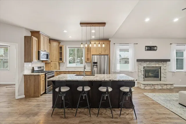 $689,275 | 1361 East Westdale Drive, Hayden, ID 83835