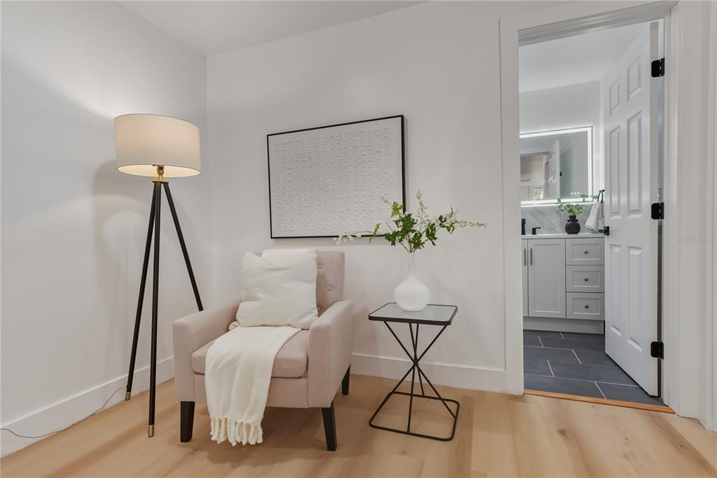 542 64th Street South St. Petersburg, FL 33707 - Photo 33 of 49 a living room with furniture and a table