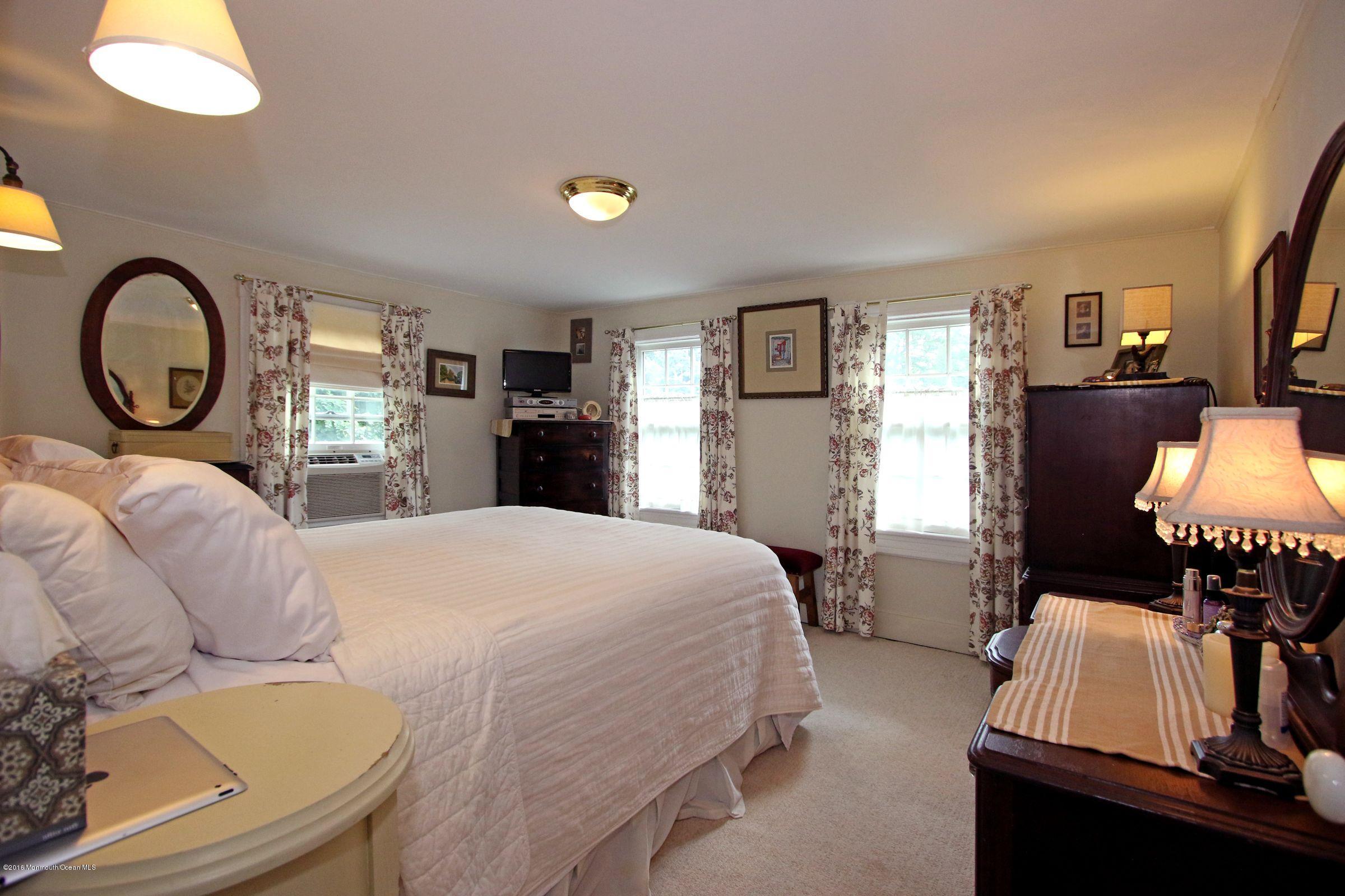 94 Oak Hill Road Red Bank, NJ 07701 - Photo 11 of 26 master bedroom
