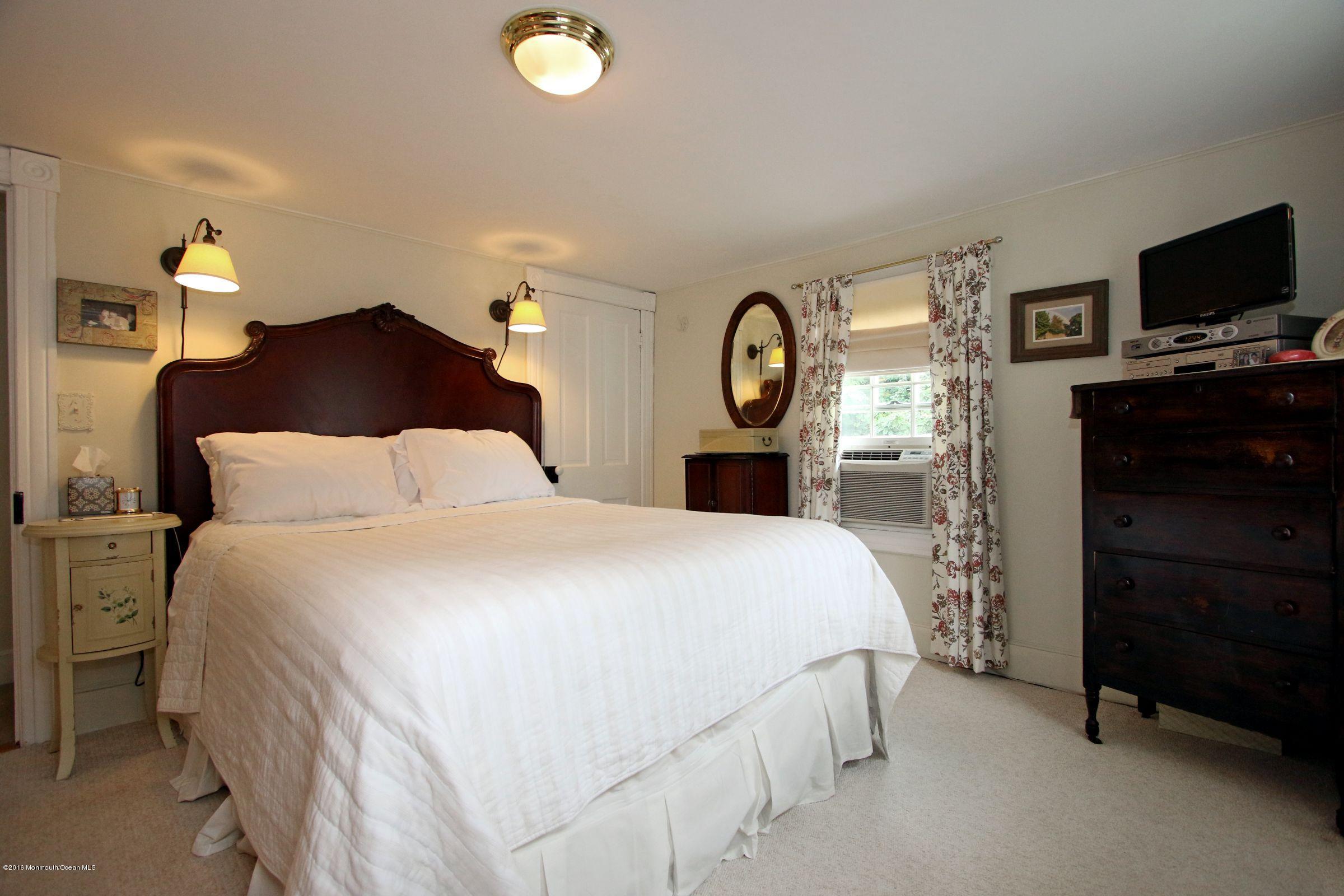 94 Oak Hill Road Red Bank, NJ 07701 - Photo 12 of 26 master bedroom