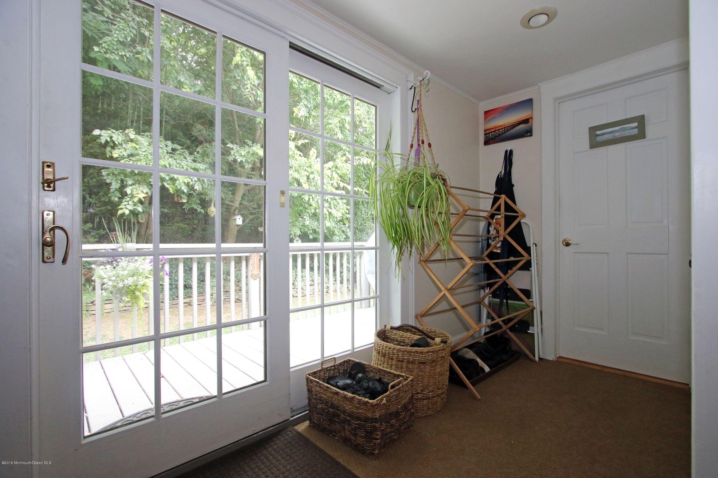 94 Oak Hill Road Red Bank, NJ 07701 - Photo 16 of 26 utility room
