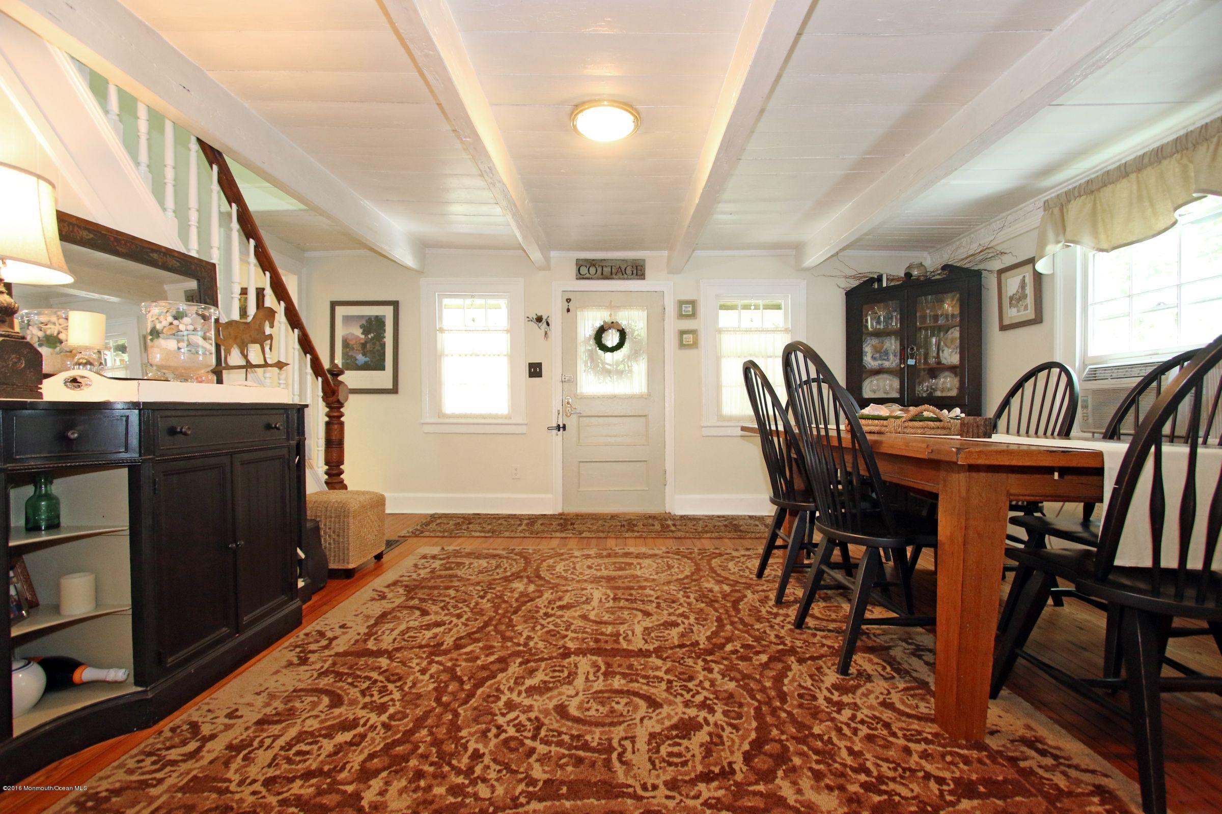 94 Oak Hill Road Red Bank, NJ 07701 - Photo 7 of 26 Dining room