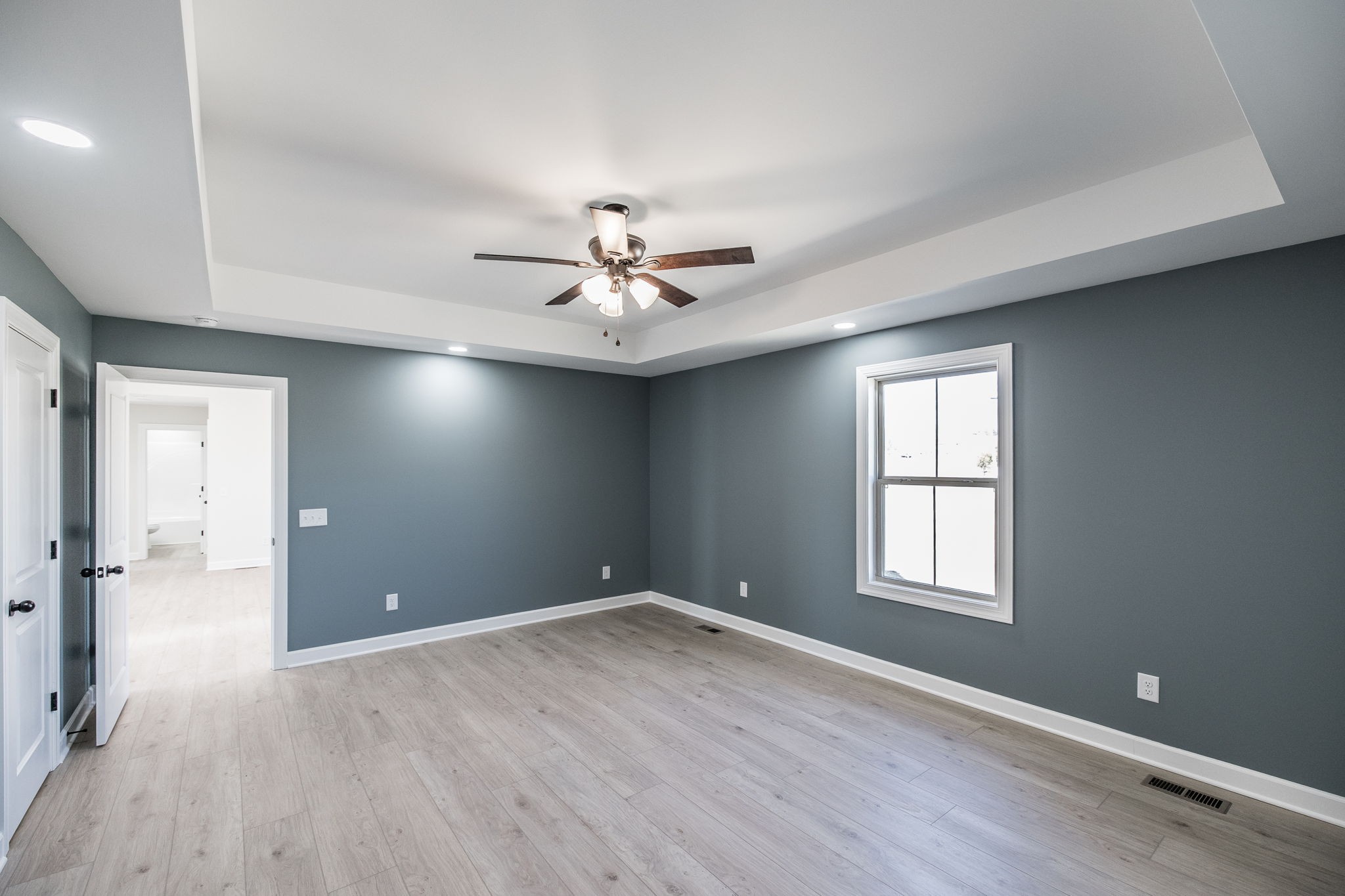 676 Chipman Road Bethpage, TN 37022 - Photo 11 of 31