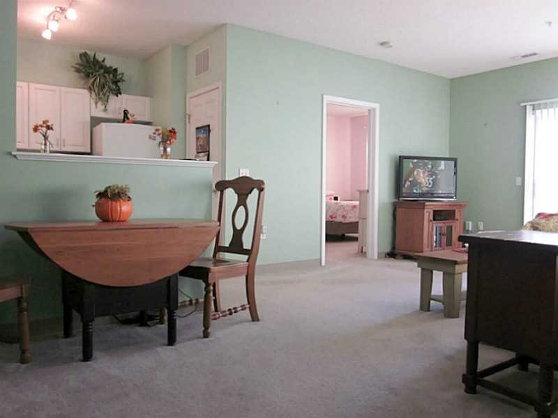 104 Mill Street, Unit 104 Woonsocket, RI 02895 - Photo 6 of 13 Dining Room.