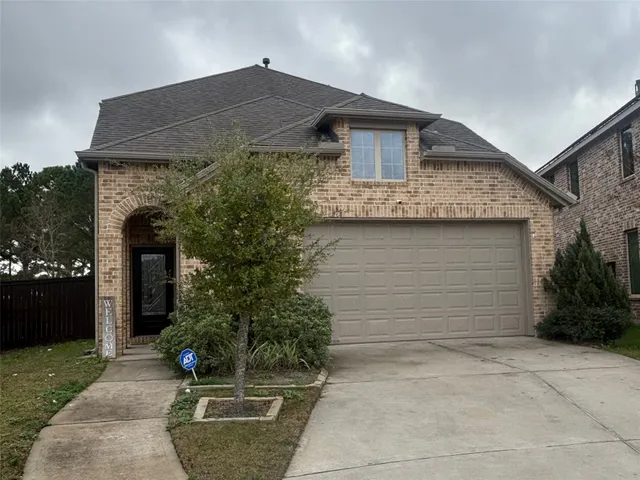 $2,800 | 3734 Bach Street, Rosharon, TX 77583