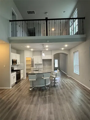 $2,800 | 3734 Bach Street, Rosharon, TX 77583