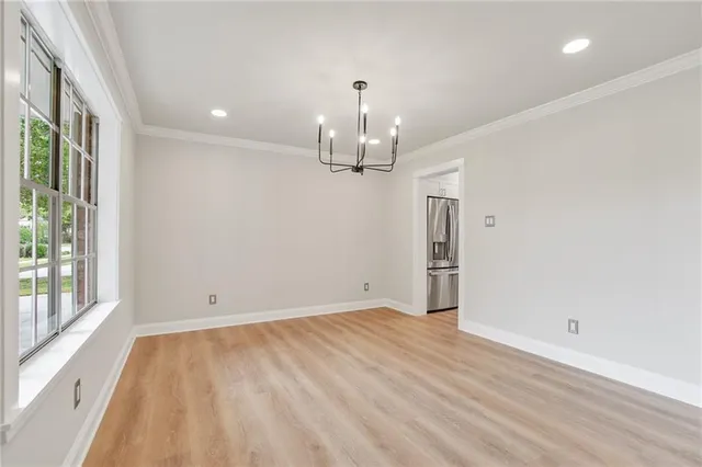 $605,000 | 4517 Elmwood Parkway, Metairie, LA 70003