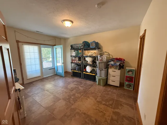 $529,900 | 6483 Private Road 310 West, Brazil, IN 47834