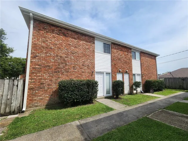 $1,600 | 221 Melvyn Drive, Unit B, Belle Chasse, LA 70037