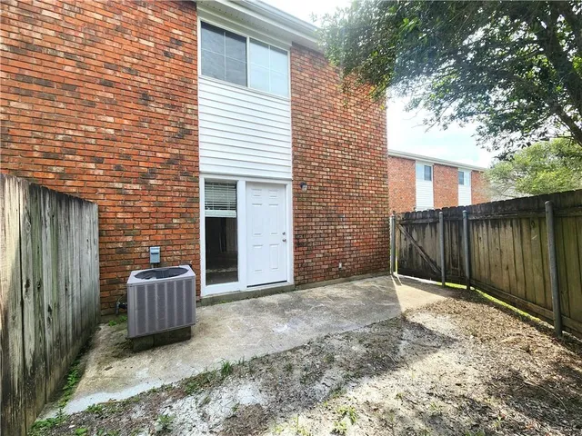$1,600 | 221 Melvyn Drive, Unit B, Belle Chasse, LA 70037