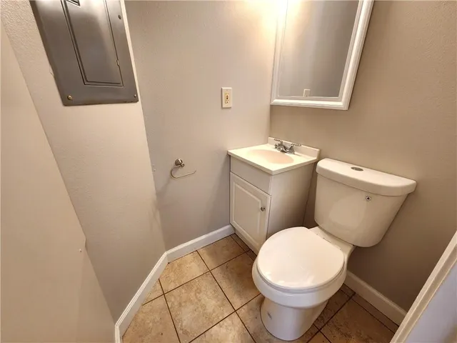 $1,600 | 221 Melvyn Drive, Unit B, Belle Chasse, LA 70037