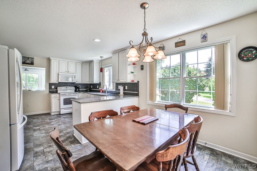 125 Stahl Road Amherst, NY 14068 - Photo 13 of 48