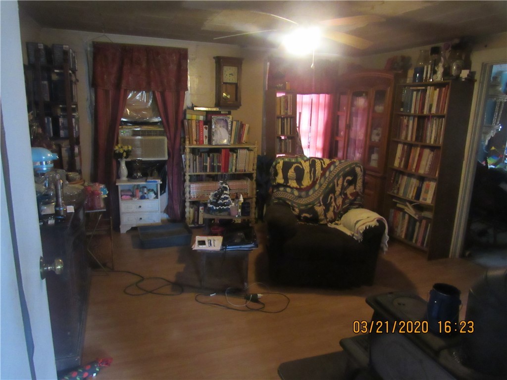 313 Hunter Street, Unit SENECA Seneca, SC 29678 - Photo 2 of 10 Gallery Image 2