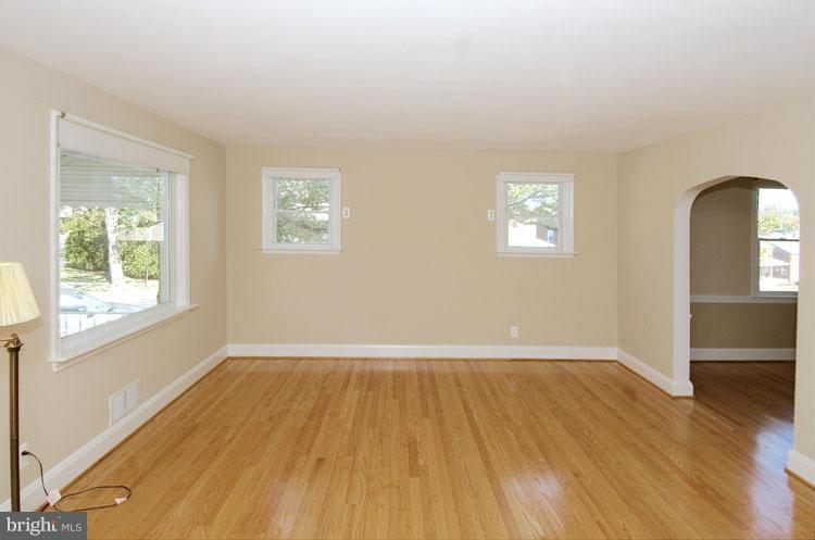 3700 Ridgecroft Road Baltimore, MD 21206 - Photo 8 of 27 Living Room with Ample Windows