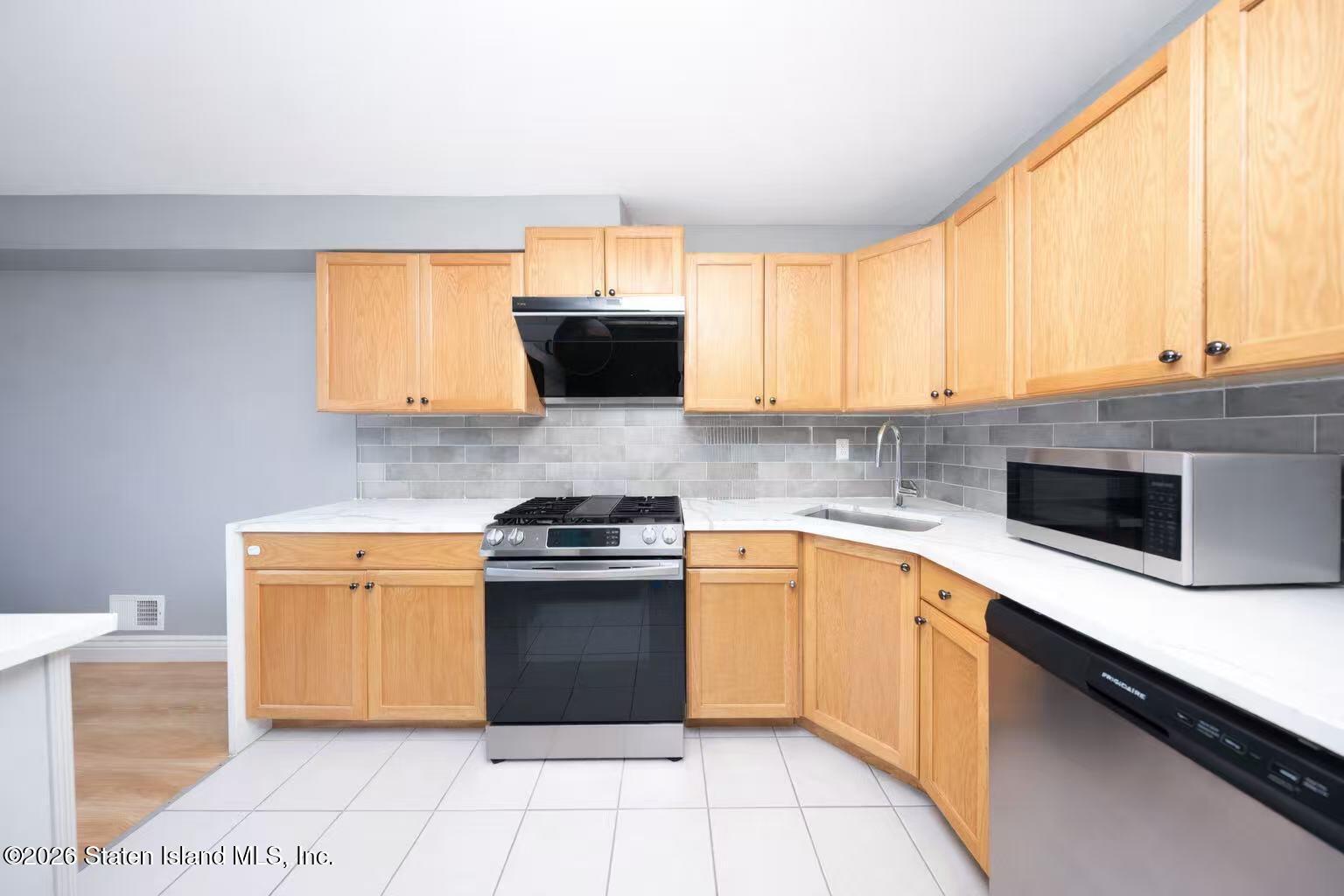 1340 Arthur Kill Road Staten Island, NY 10312 - Photo 12 of 18 737