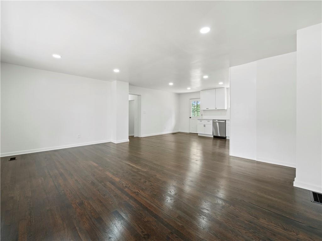 3343 Barry Lane Gainesville, GA 30506 - Photo 5 of 52