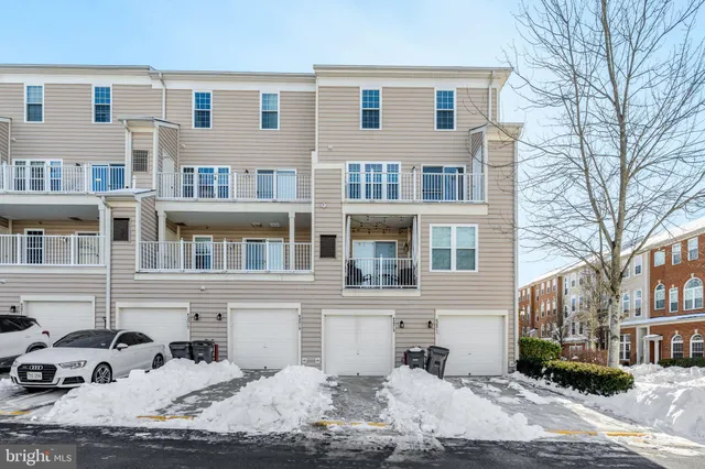 $500,000 | 42213 Black Rock Terrace, Aldie, VA 20105