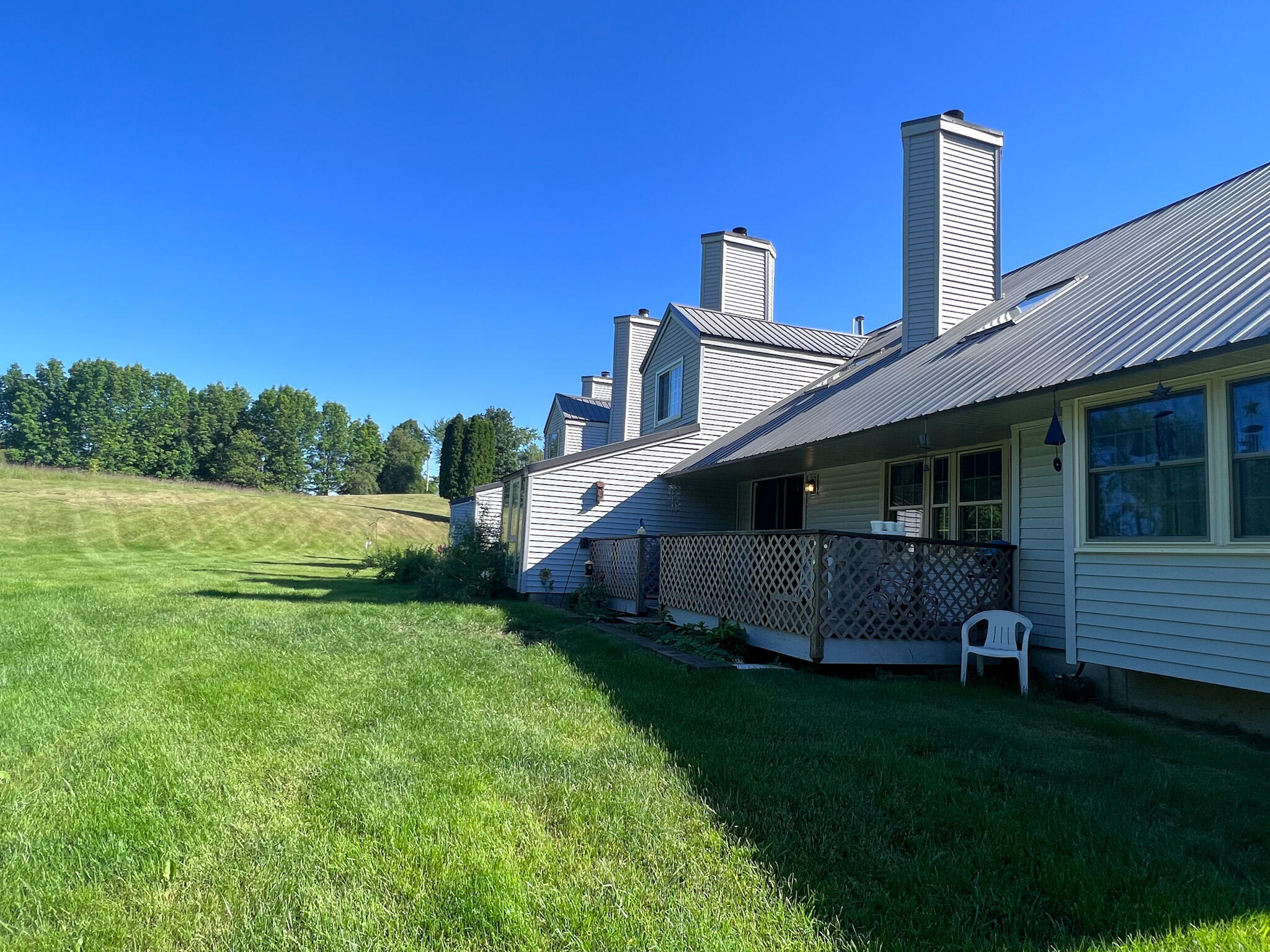 19 Meadowbrook Drive, Unit 4 Gorham, ME 04038 - Photo 3 of 42 IMG_4348