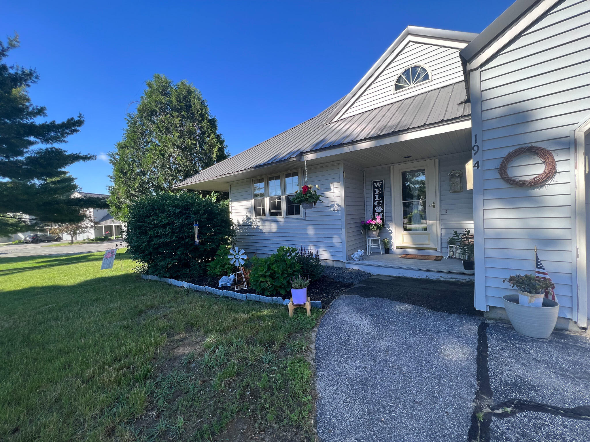 19 Meadowbrook Drive, Unit 4 Gorham, ME 04038 - Photo 37 of 42 IMG_4336